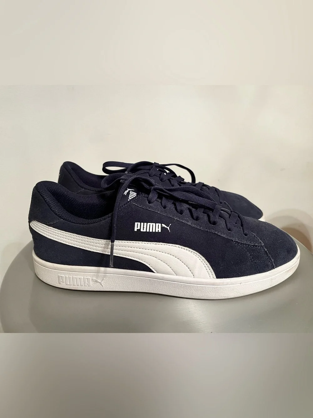 Puma Smash v2 Suede Sneakers Navy/White Women’s US 10.5 EU 44 Casual Shoes
